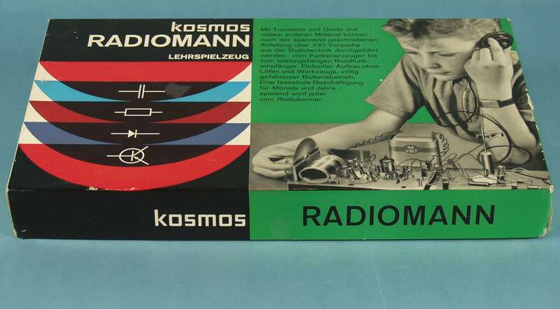 Vollbild anzeigen Spielzeugradio / Radiobaukasten Kosmos Radiomann