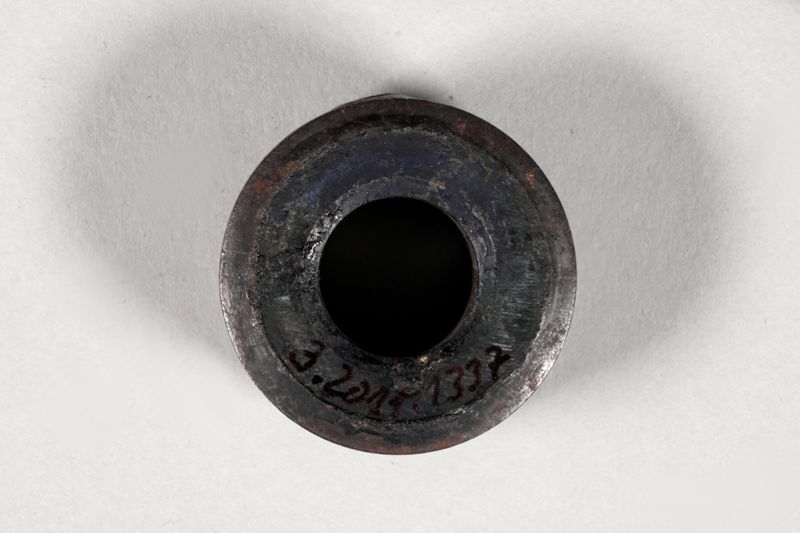 Stempelkopf eines Handstempels (Fauststempel, Hammerstempel, Selbstfärberstempel), Tagesstempel, Kolonialpost Swakopmund, Deutsch-Südwestafrika