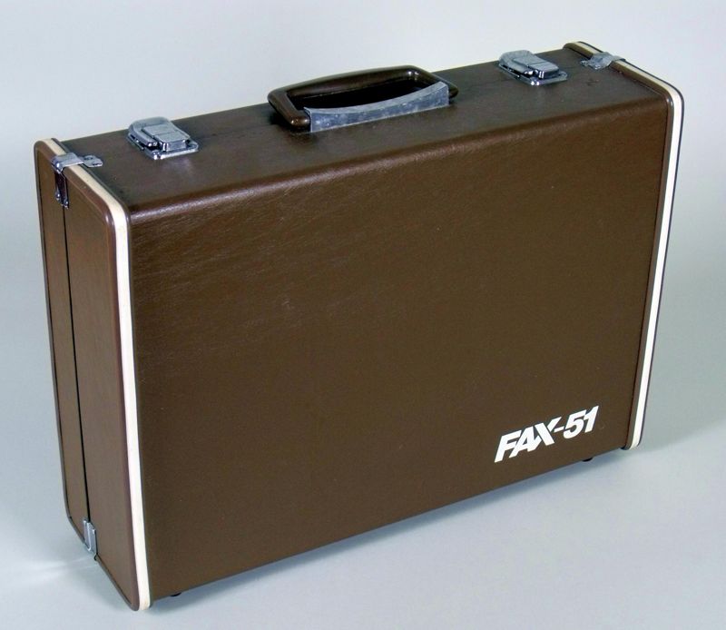 Tragbares Faxgerät Fax 52 portable mit Akustikkoppler im Koffer
