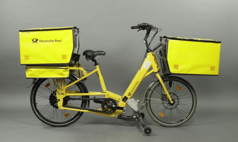 Prototyp und Test-Elektrofahrrad DHL E-Bike für Briefzusteller