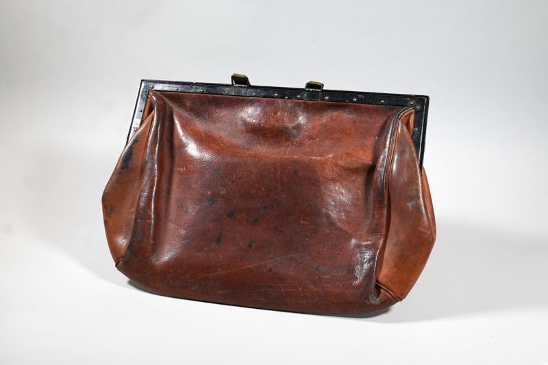 Tasche, verschließbare Poststellentasche mit Schloss L 10970 ohne Schlüssel vom Postamt Naila