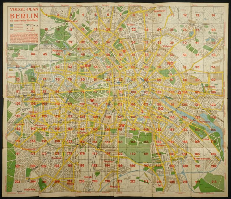 Stadtplan von Berlin für den Autoverkehr mit besonderer Hervorhebung der Straßen und Verkehrseinrichtungen, mit Kennzeichnung der Postämter und der Postbezirke