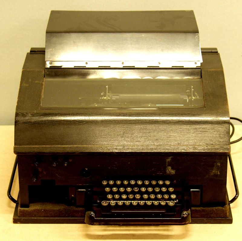 Fernschreiber T 37g / T.typ 37g (Blattschreiber mit Holzgehäuse)