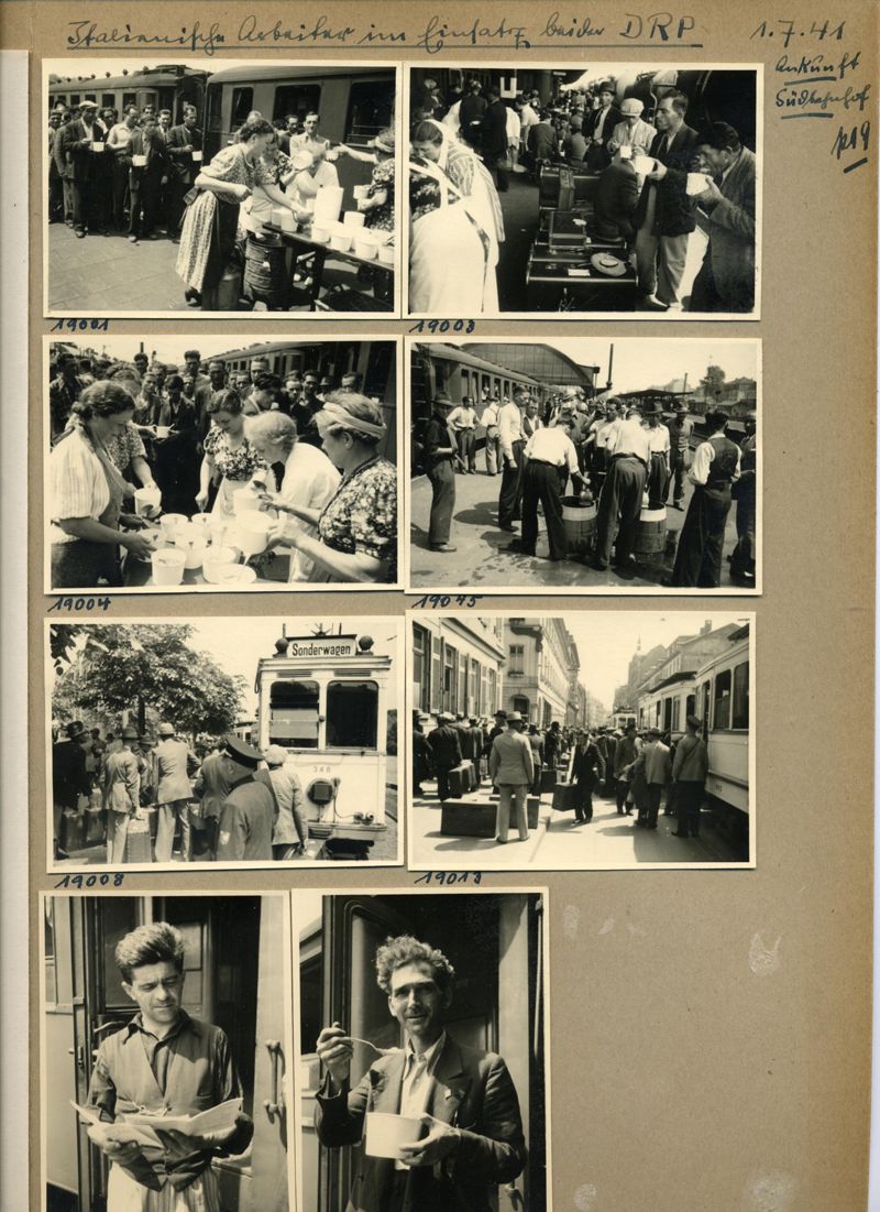 Fotografie Ankunft der italienischen Arbeiter, Sonderwagen der Straßenbahn