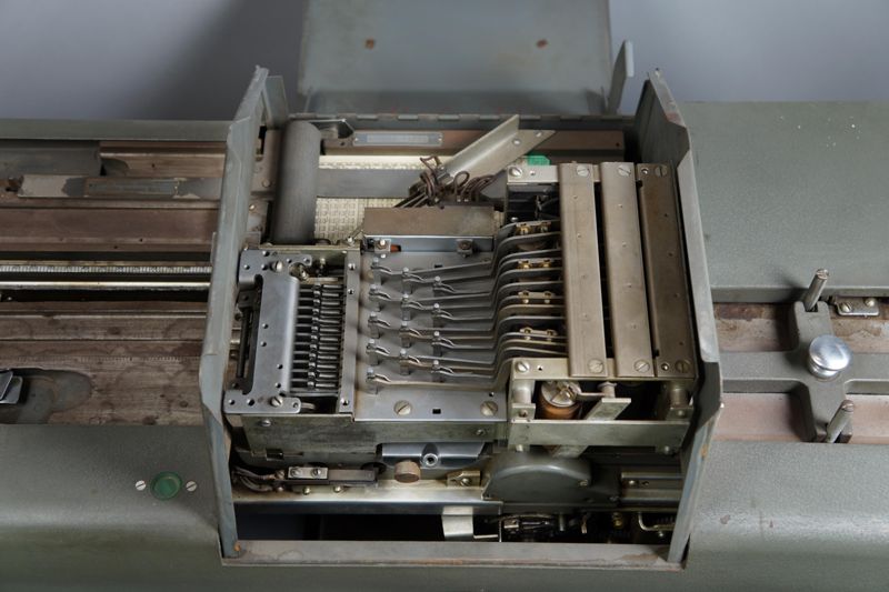 Lochkartenstanzer IBM 131 (Alphabetic Duplicating Punch)