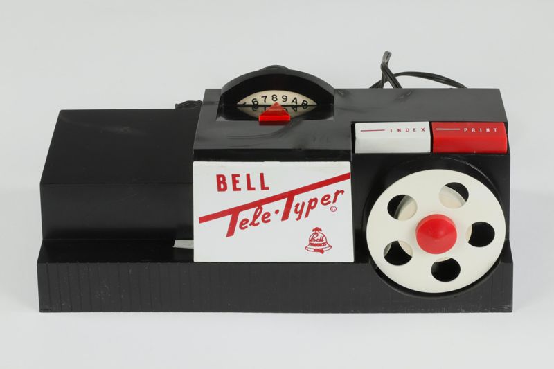 Spielzeugfernschreiber The Amazing New Tele-Typer mit Originalverpackung