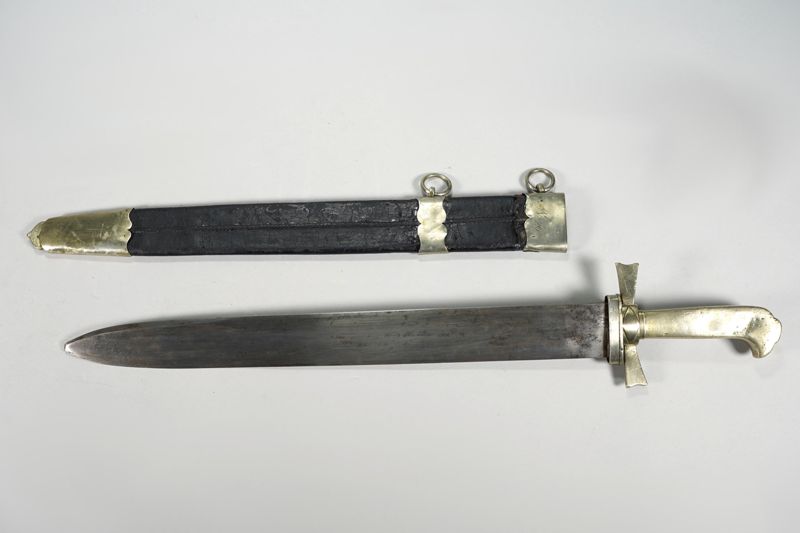 Waffe, Haumesser mit Silberbeschlag in Lederscheide, für Wagenbegleiter (Kondukteur) in Bayern