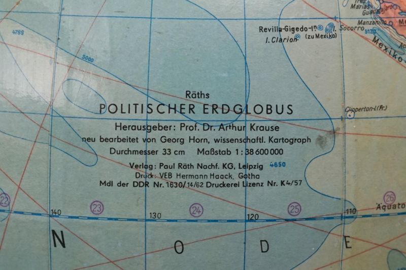 Politischer Erdglobus