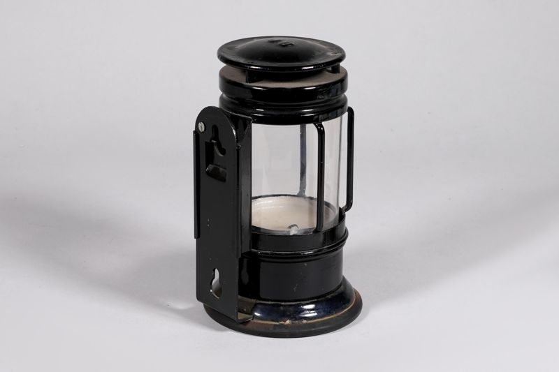 Lampe, Kerzen-Gefahrenleuchte/ Notbeleuchtung mit Wandhalterung, Postamt Dornbusch