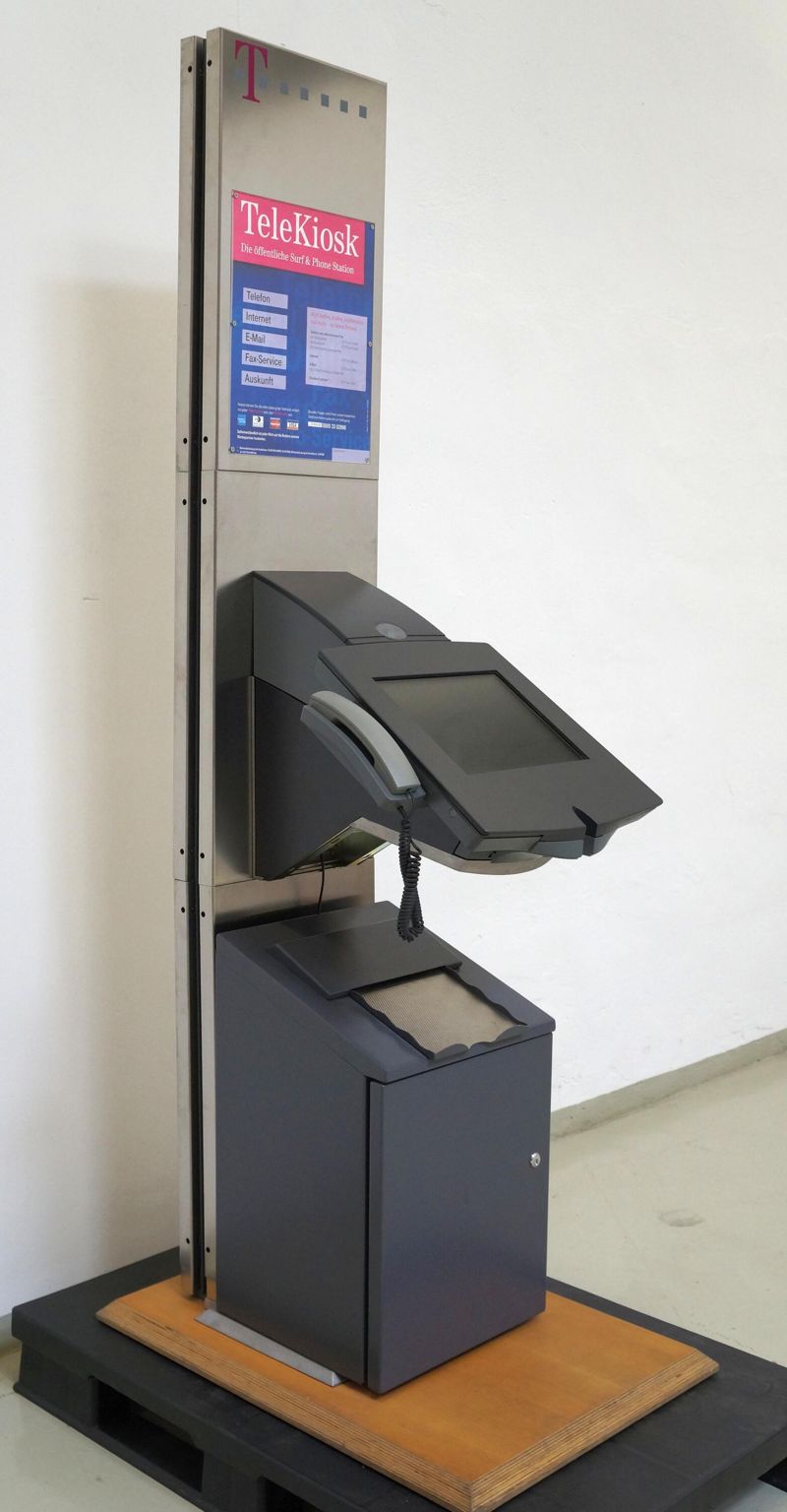 Öffentliches Internet-Terminal TeleKiosk mit Drucker