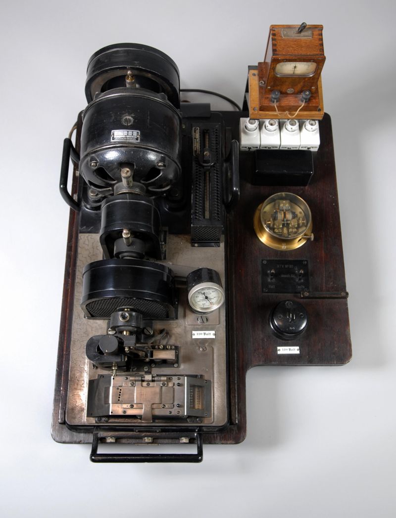 Sender eines Siemens-Schnelltelegrafen