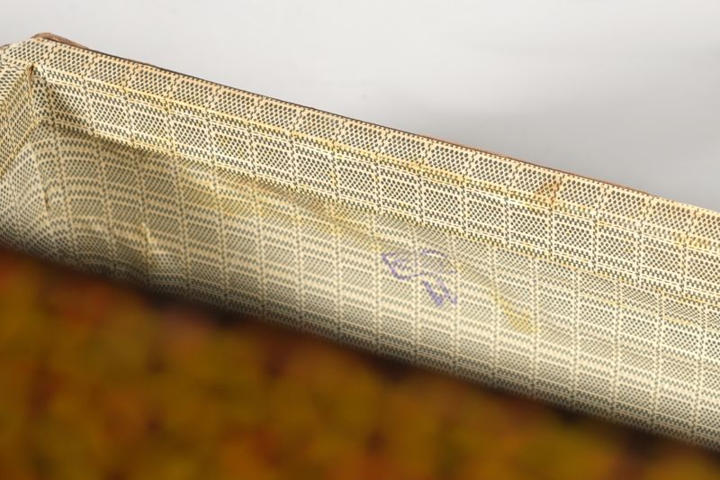 Handkoffer aus der DDR mit Schutzecken