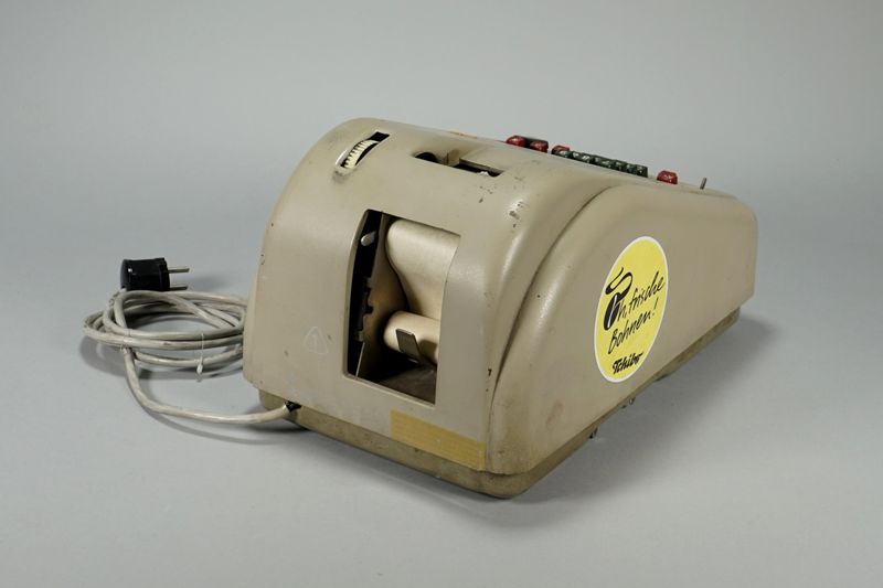 Rechenmaschine, Ascota 110, elektrisch, zuletzt Narva Berliner Glühlampenwerk GmbH, Berlin (Ost)