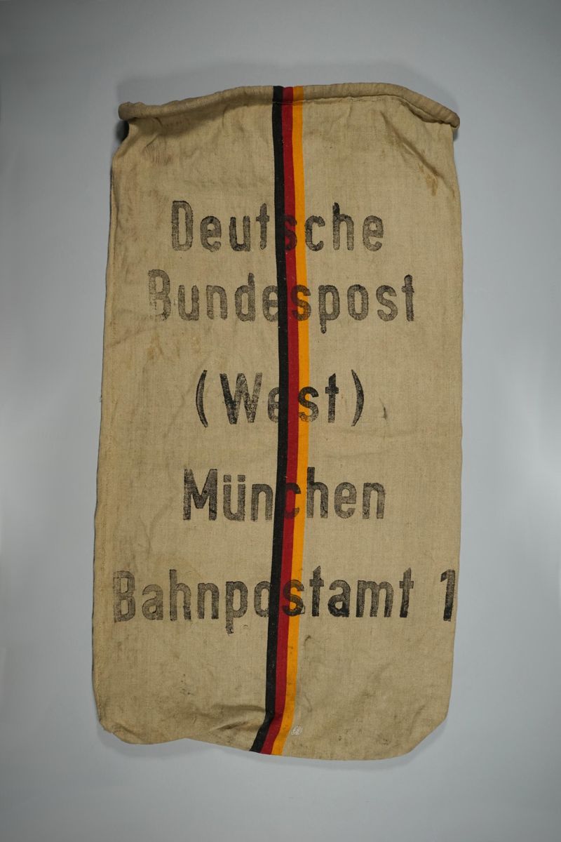 Postbeutel, München Bahnpostamt 1, Größe II, 40/52, Deutsche Bundespost
