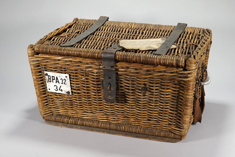 Bahnpostwagen-Zubehör, Fahrkorb/ Gerätekiste vom Bahnpostamt 32 Leipzig der Kaiserlichen Reichspost