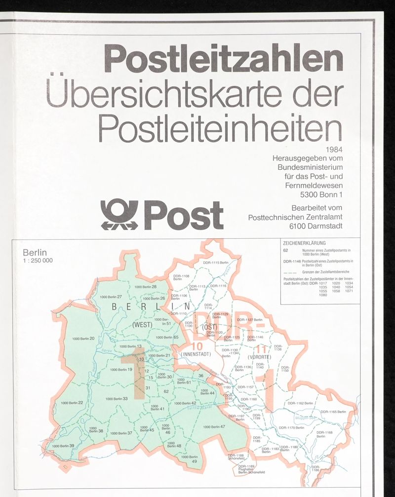 Karte der Bundesrepublik und der DDR mit Grenzen der Oberpostdirektionsbezirke, Leitzonen, Leiträume und Leitbdreiche