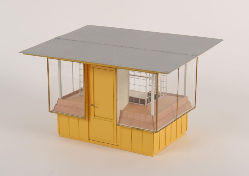 Modell, Zeitungskiosk Typ K 600, Deutsche Post der DDR, nach Originalkiosk Bersarinstraße/ Ecke Frankfurter Allee in Berlin/Ost