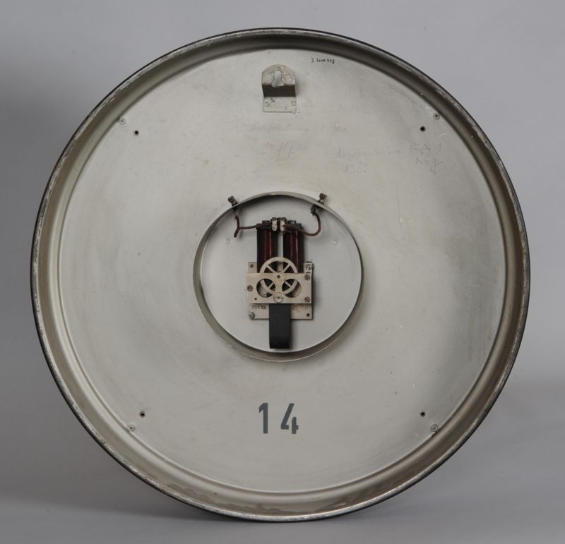 Uhr, Wanduhr, Nebenuhr Nr. 14