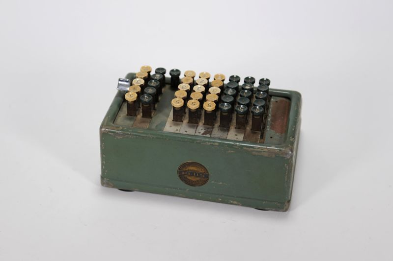 Rechenmaschine, Plus 509 S calculator (Großbritannien), manuell, von westdeutschem Handelsvertreter verwendet